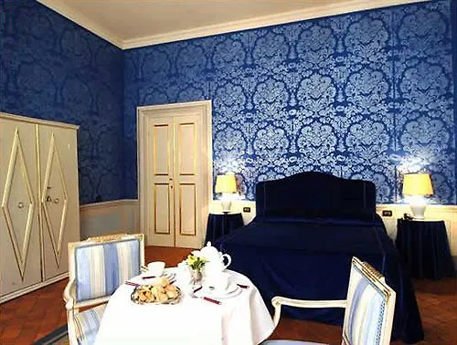 Nocleg ze śniadaniem Bed and Breakfast Palazzo Tucci Residenza D'Epoca Lukka