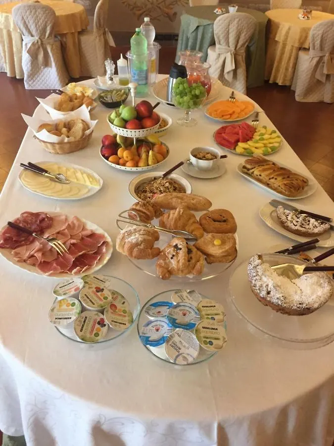Bed and Breakfast Palazzo Tucci Residenza D'Epoca Lukka 4*,